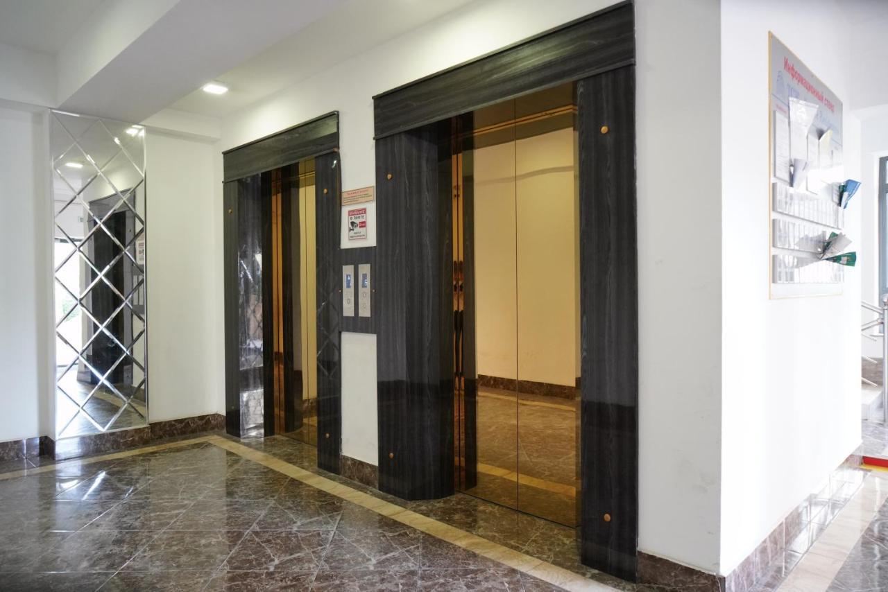 Nice And Comfortable Apartment In The Downtown Of Bishkek Esterno foto